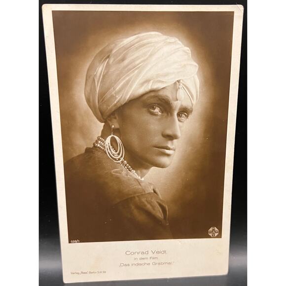 2 German Unused 1920's Conrad Veidt Postcards The Man Who Laughs Dr. Caligari - Picture 2 of 7